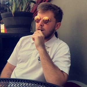 Meet your Posher, Chase